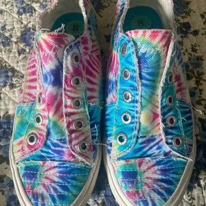 woman’s tie dye Blowfish sneakers